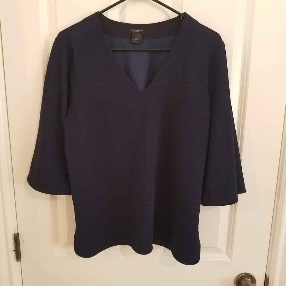 Anne Taylor Navy Fluted 3/4 Sleeve Top